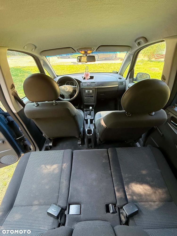 Opel Meriva - 8