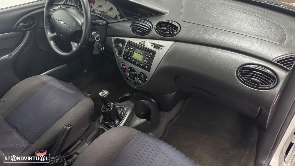 Ford Focus SW 1.8 TDdi Ghia - 24