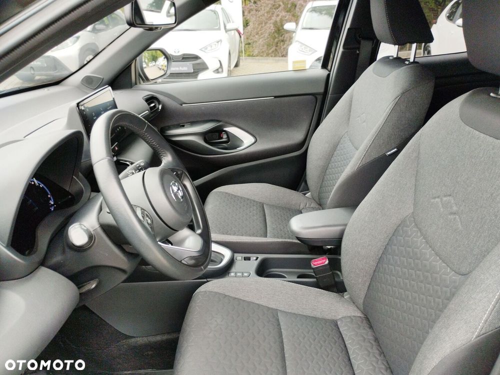 Toyota Yaris Cross Hybrid 1.5 Comfort - 15
