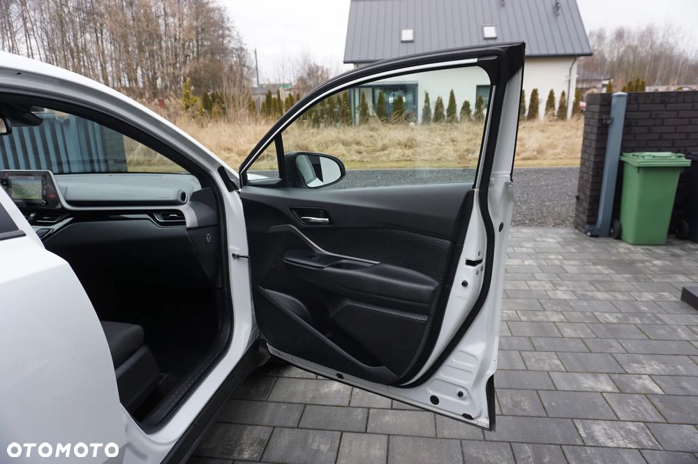 Toyota C-HR 1.8 Hybrid GPF Style - 23