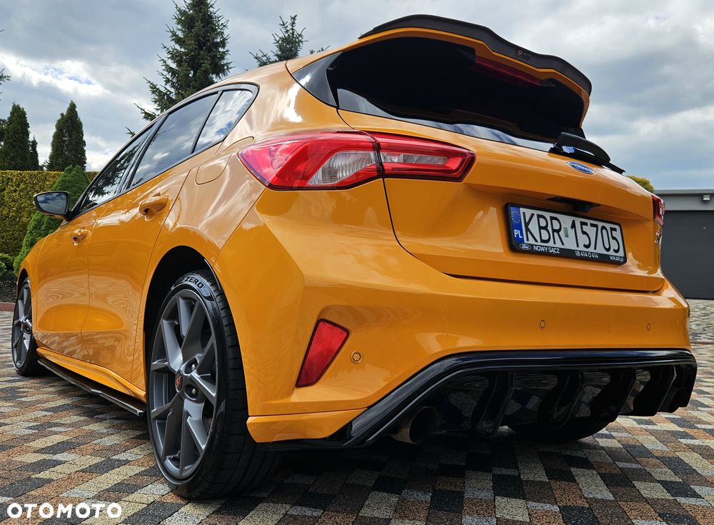 Ford Focus 2.3 EcoBoost S&S ST - 14