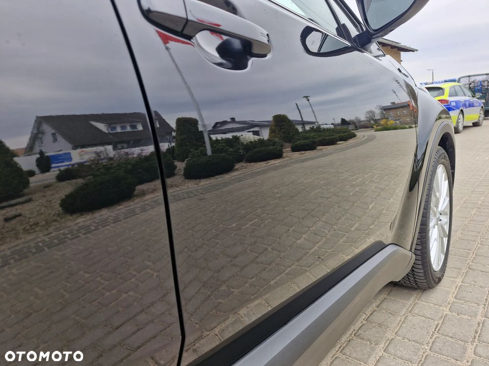 Toyota C-HR 2.0 Hybrid Executive - 17