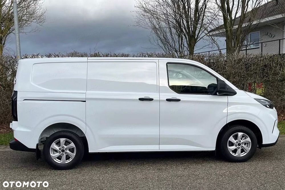 Ford Transit Custom 320 L1H1 Trend 2.0 136KM - 5