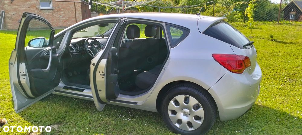 Opel Astra 1.7 CDTI - 7