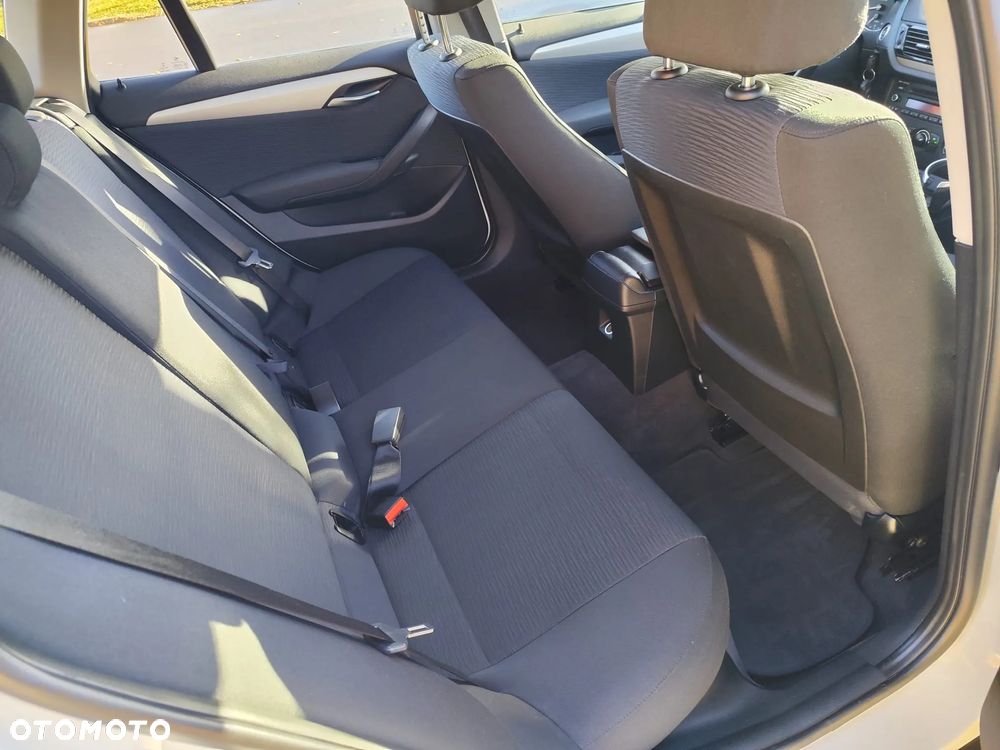 BMW X1 ver-sdrive18i - 29