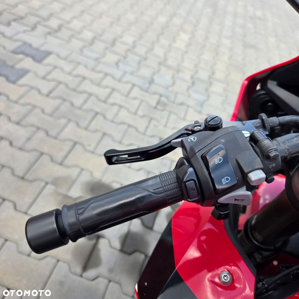 Honda CBR - 5