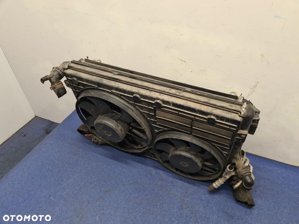 VOLKSWAGEN GOLF VI 2.0TDI KOMPLET CHŁODNIC CLCA, CBDC - 9