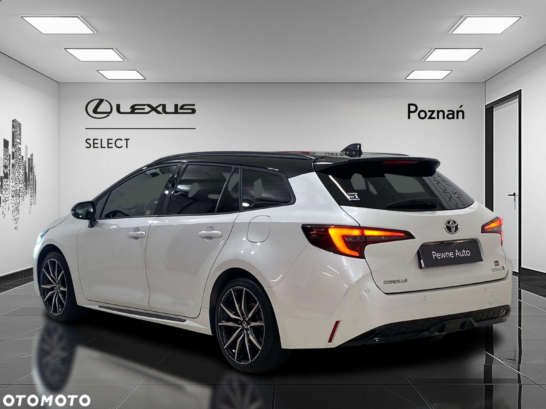 Toyota Corolla 1.8 Hybrid GR Sport Dynamic - 9