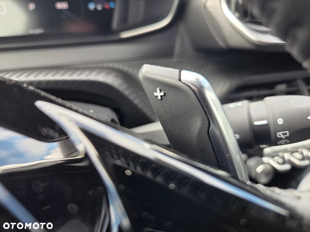 Peugeot 2008 PureTech 130 EAT8 Allure - 26