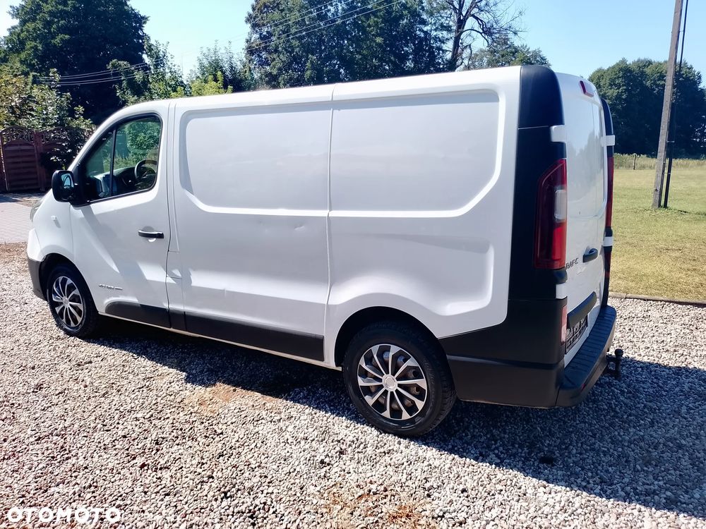 Renault Trafic - 12