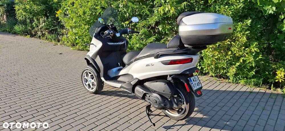 Piaggio MP-3 - 2