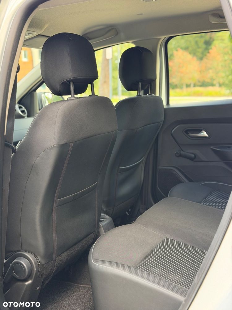 Dacia Duster 1.6 SCe Comfort - 17