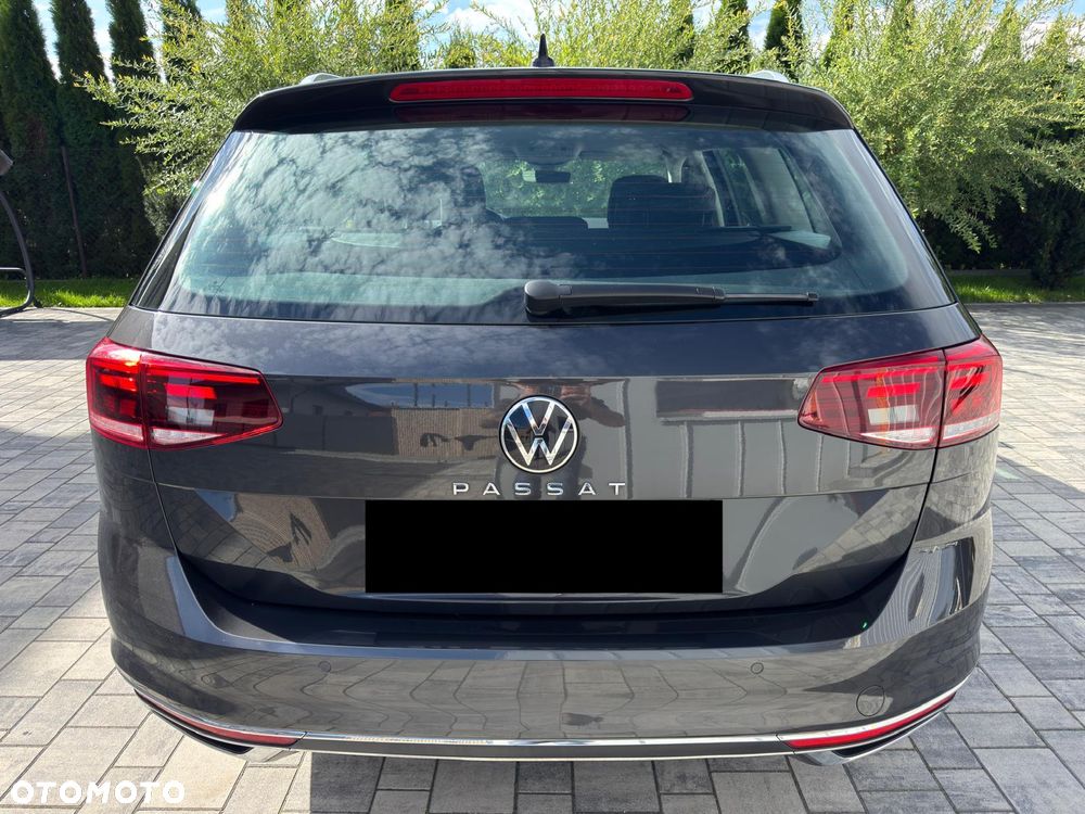 Volkswagen Passat Variant 1.5 TSI EVO Elegance DSG - 39