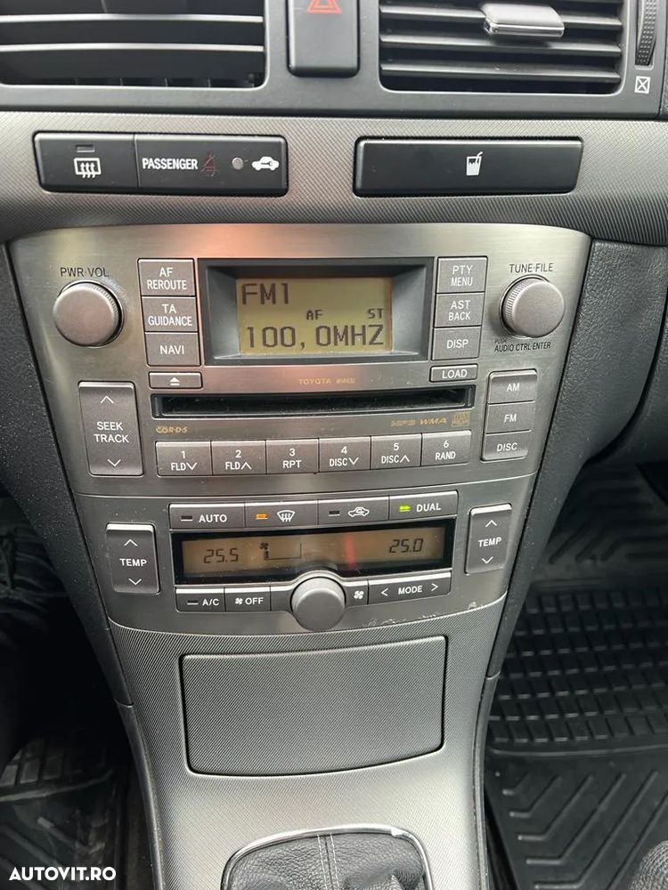 Toyota Avensis 2.2 D-CAT Elegance - 7