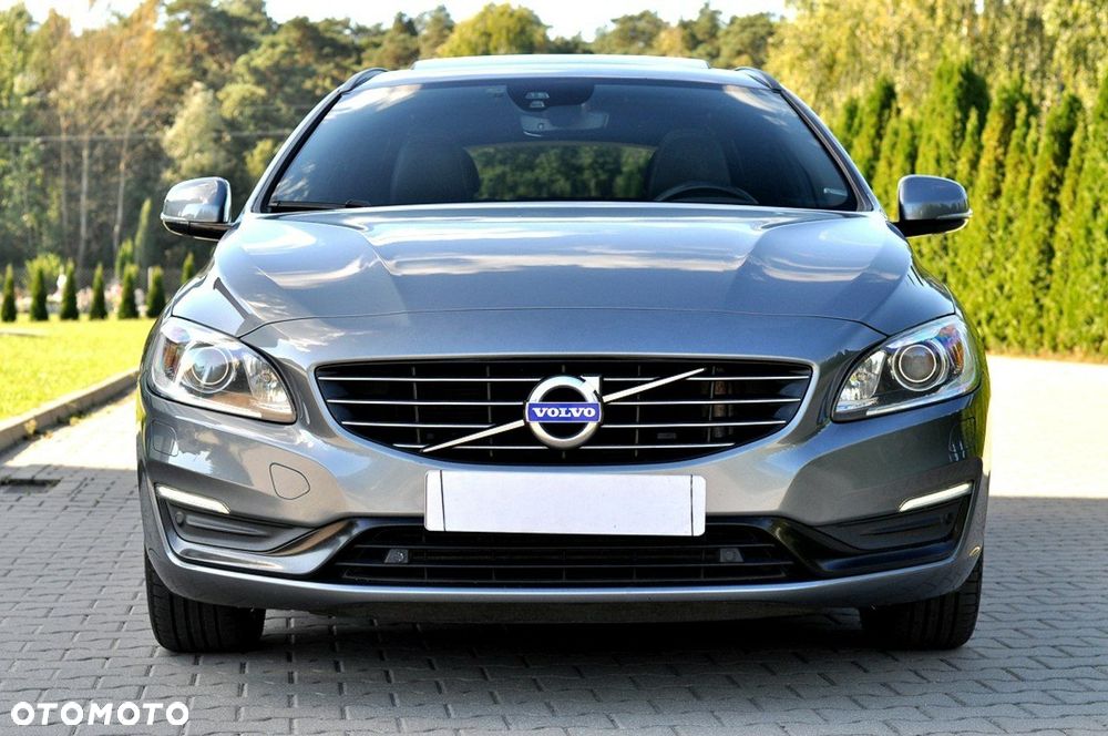 Volvo V60 D3 Drive-E Summum - 11