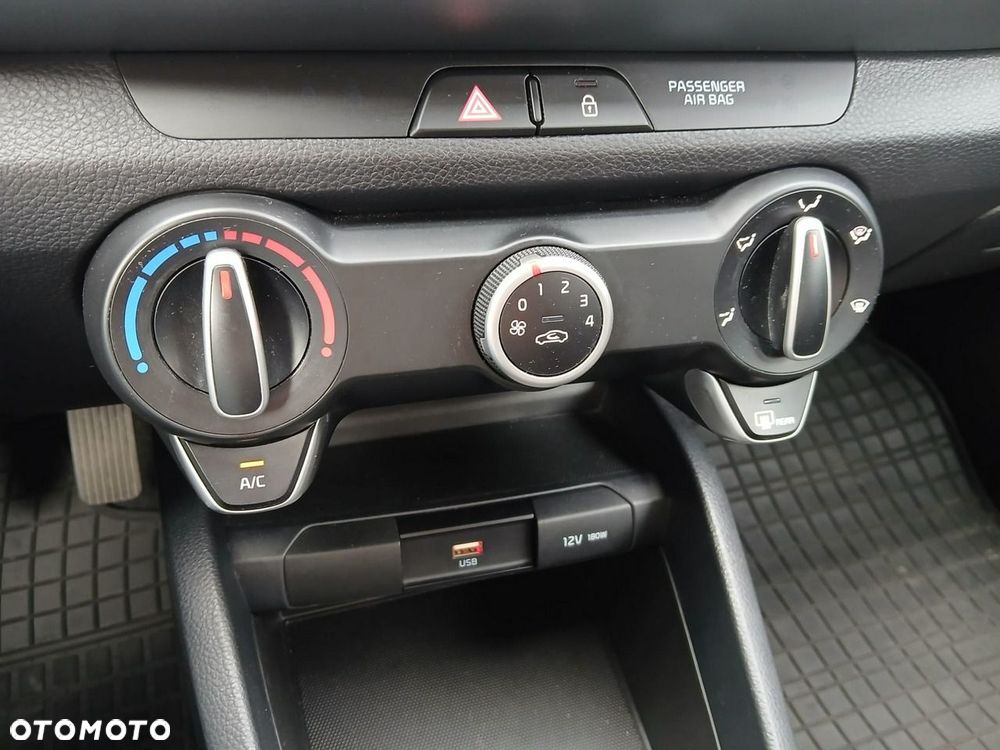 Kia Stonic 1.2 M - 17