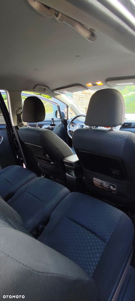 Toyota Verso 1.8 Sol 7os MS - 29