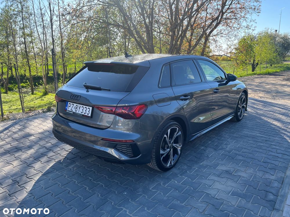 Audi A3 Sportback 40 TDI quattro S tronic S line - 4
