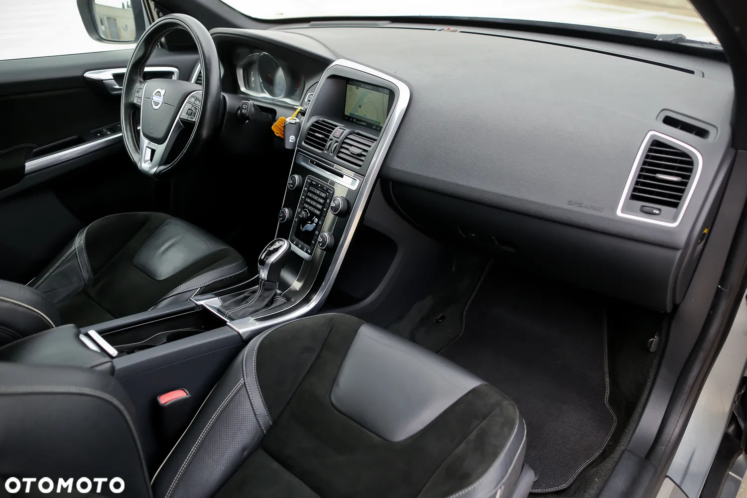 Volvo XC 60 D4 Geartronic Summum - 22