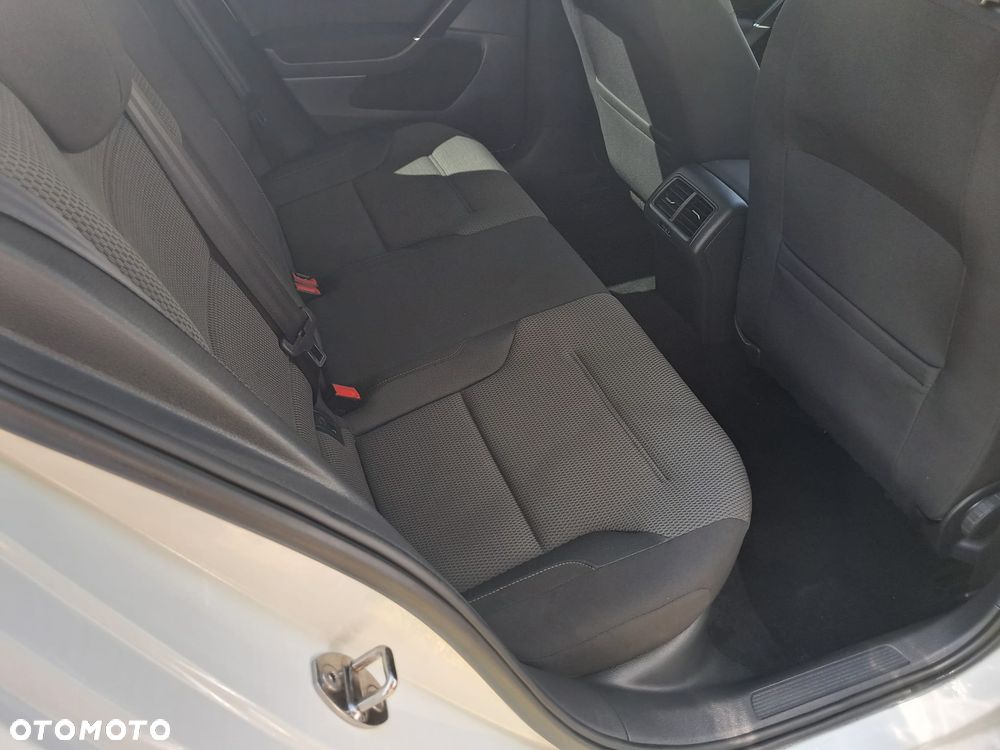 Volkswagen Golf 1.2 TSI BMT Comfortline Perfectline - 18