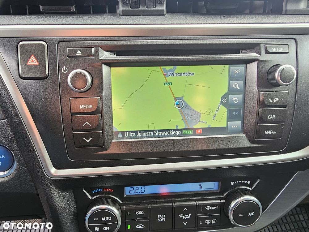 Toyota Auris 1.8 HSD Luna - 19