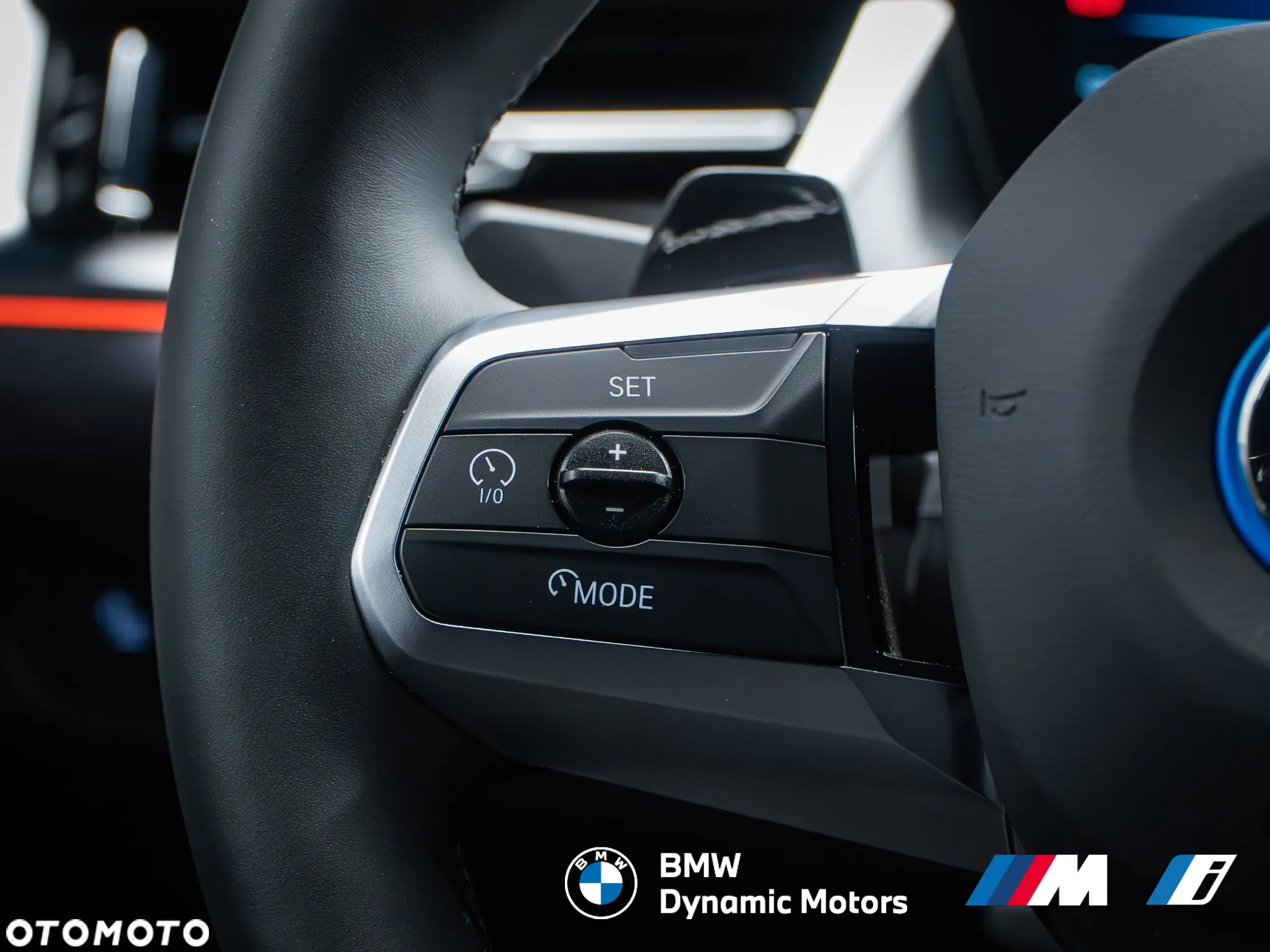 BMW iX2 eDrive20 - 27
