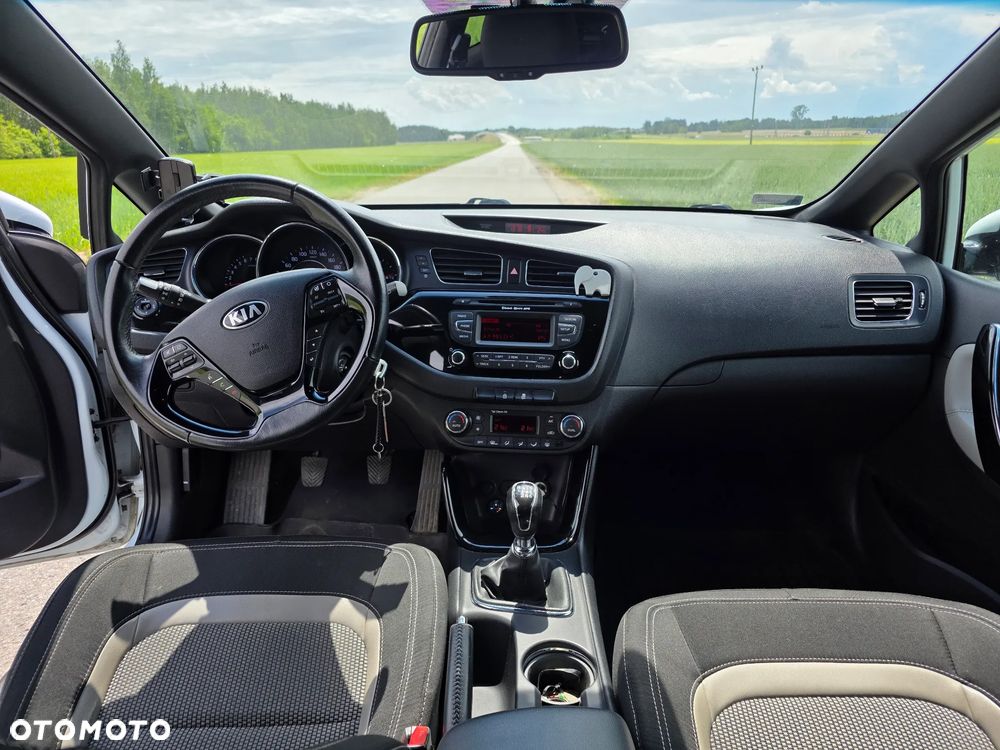 Kia ProCeed 1.4 L - 14