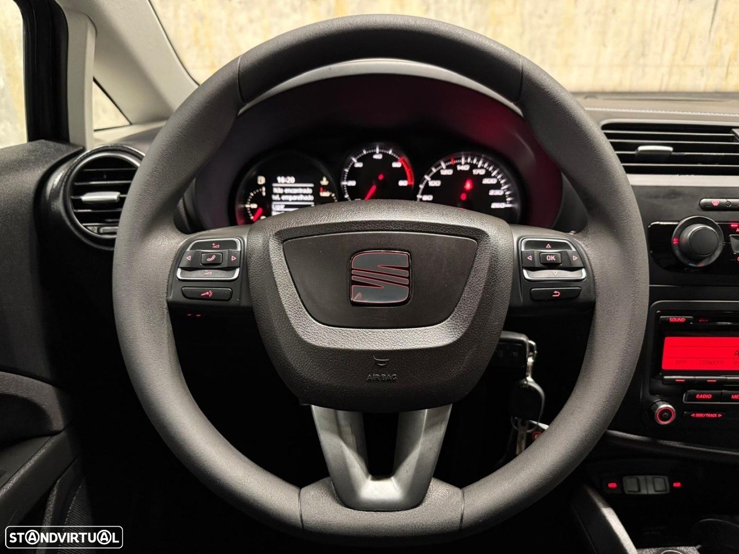 SEAT Leon 1.6 TDI Reference - 28