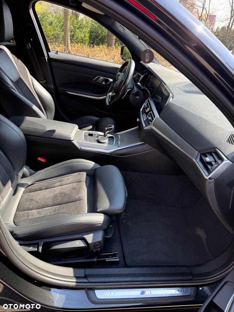 BMW Seria 3 320d xDrive MHEV M Sport sport - 7