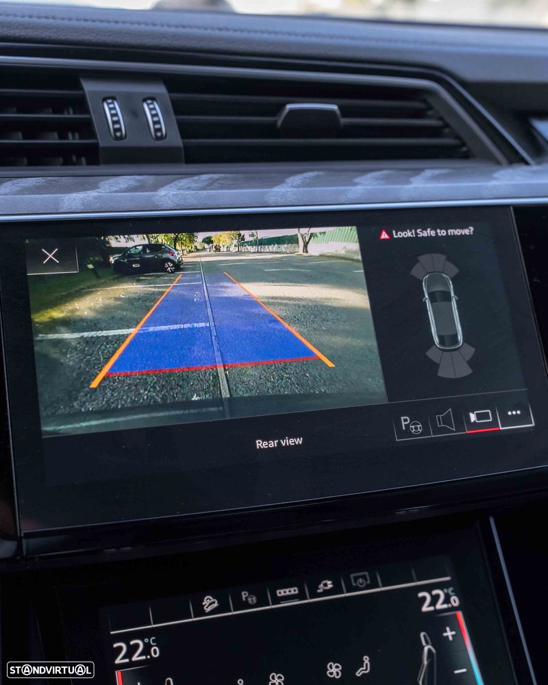 Audi e-tron 55 quattro S line - 37