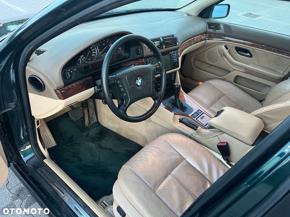 BMW Seria 5 - 8