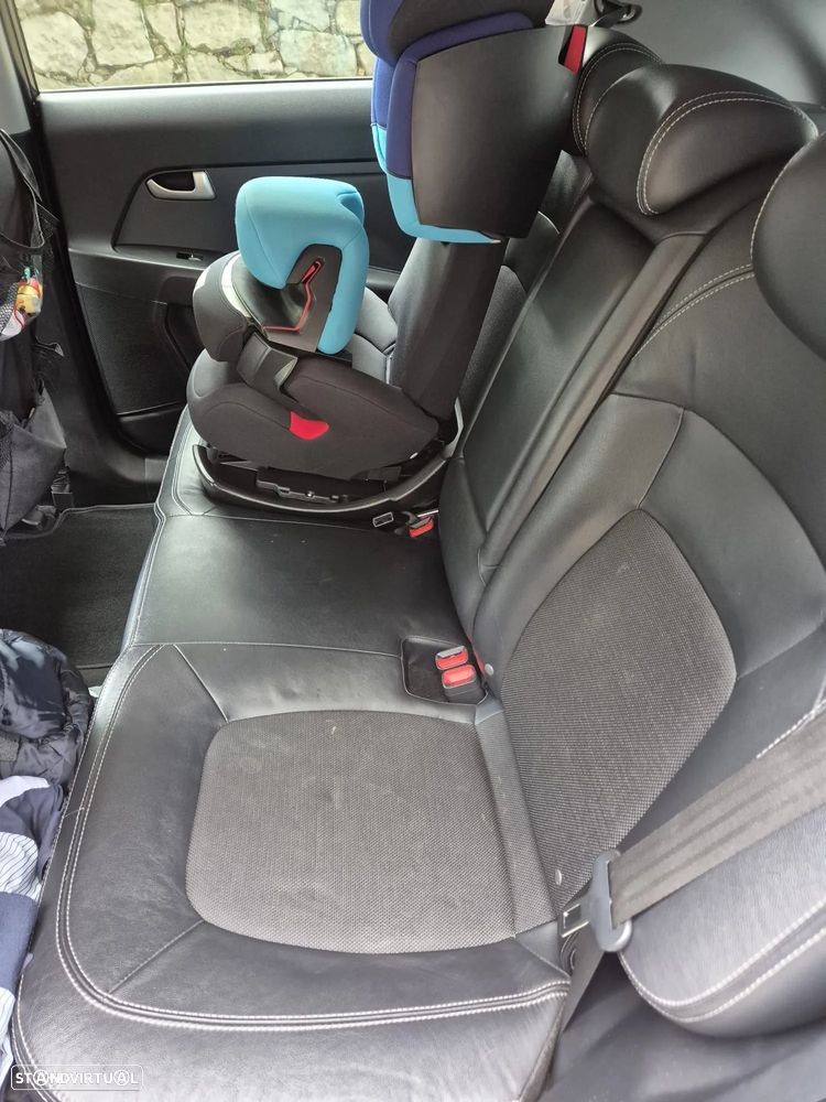 Kia Sportage 1.7 CRDI ISG TX - 8