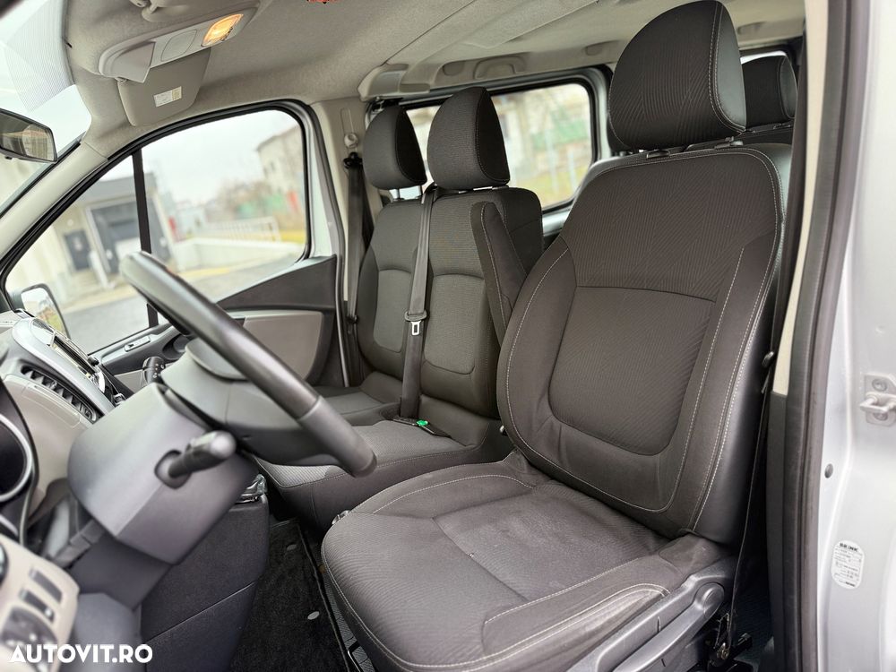 Renault Trafic Combi Authentique - 12