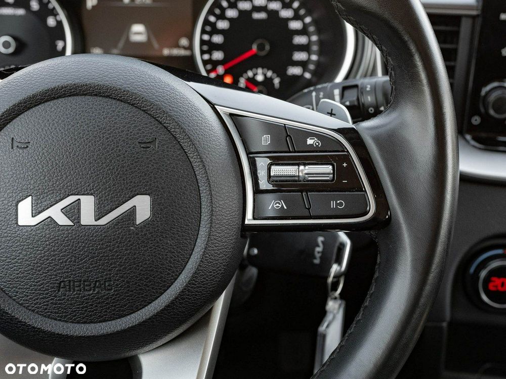 Kia Ceed 1.5 T-GDI M DCT - 16