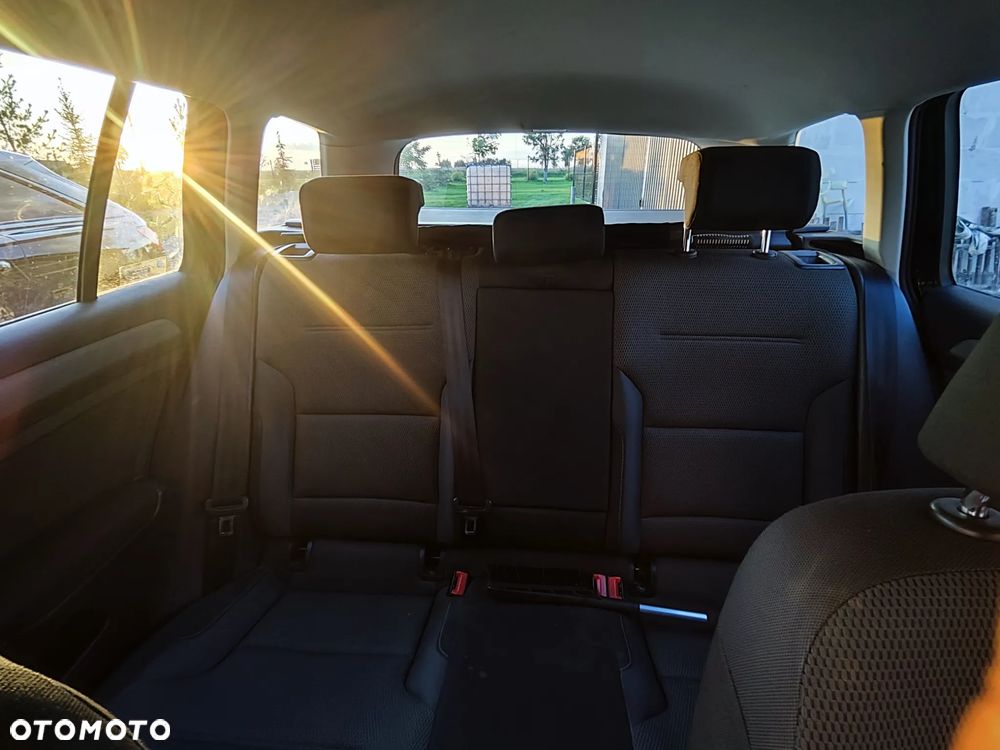Volkswagen Golf VI 1.6 TDI Comfortline - 8