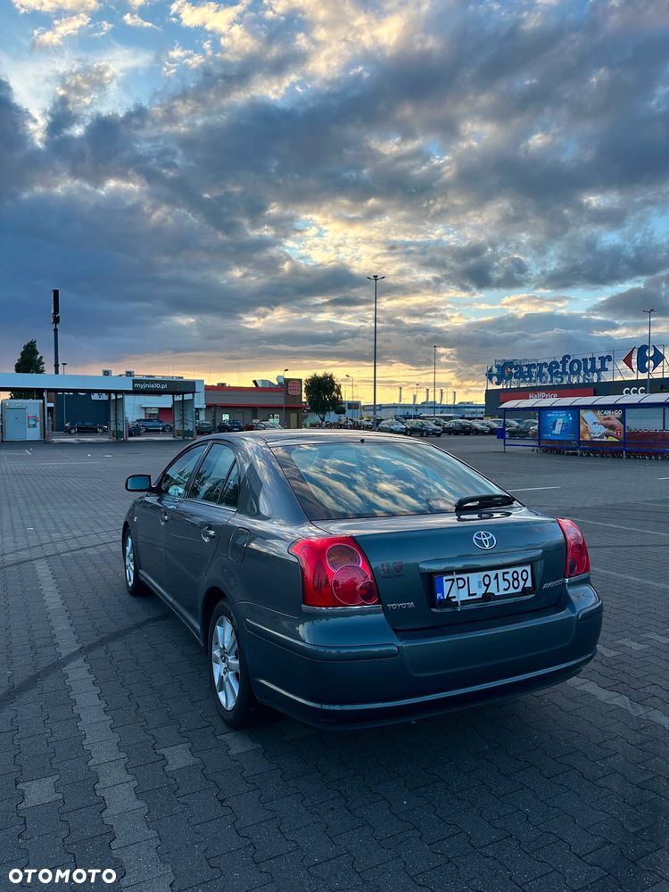 Toyota Avensis 1.8 VVT-i Luna - 5