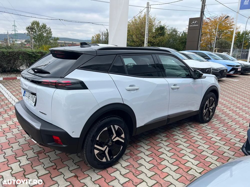 Peugeot 2008 Hybrid 136 e-DSC GT - 2