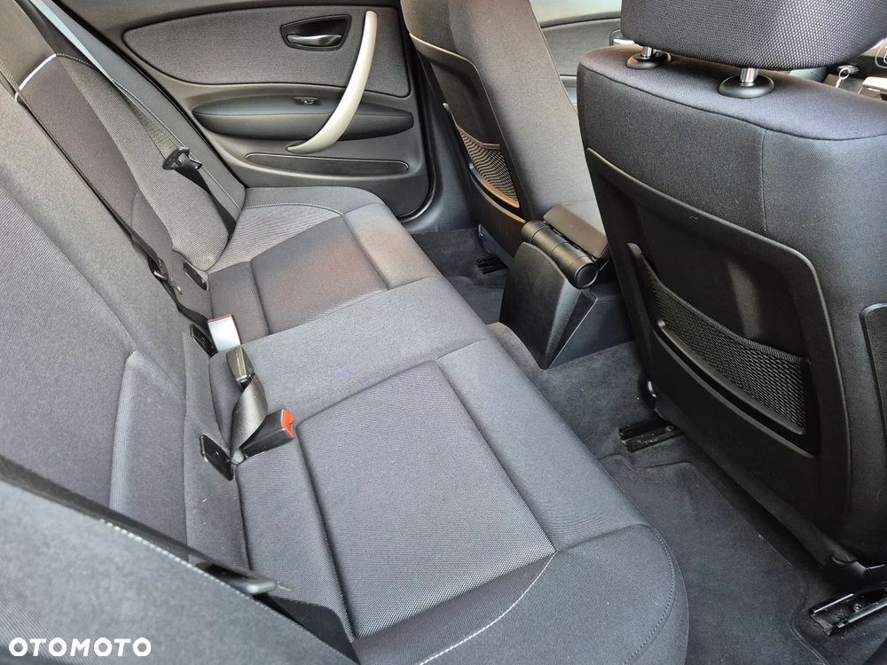 BMW Seria 1 - 29