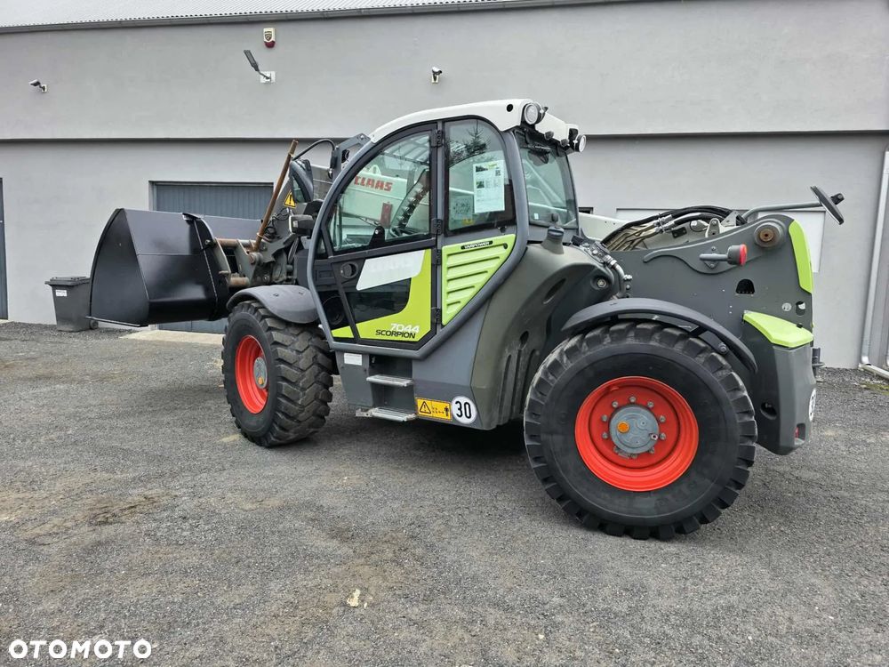 Claas Scorpion 7044 - 34