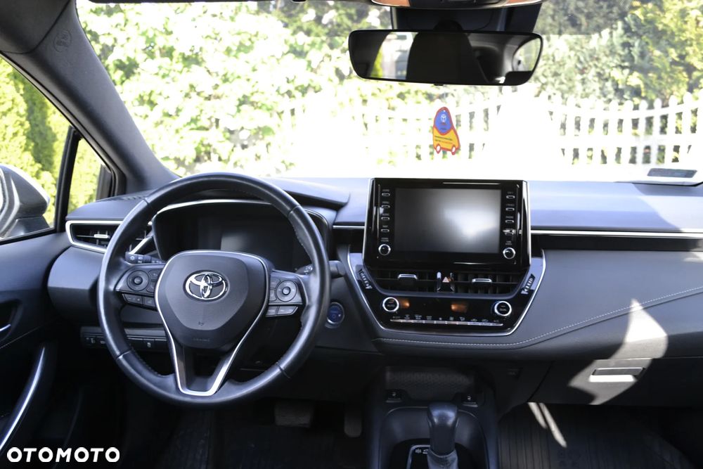 Toyota Corolla - 38