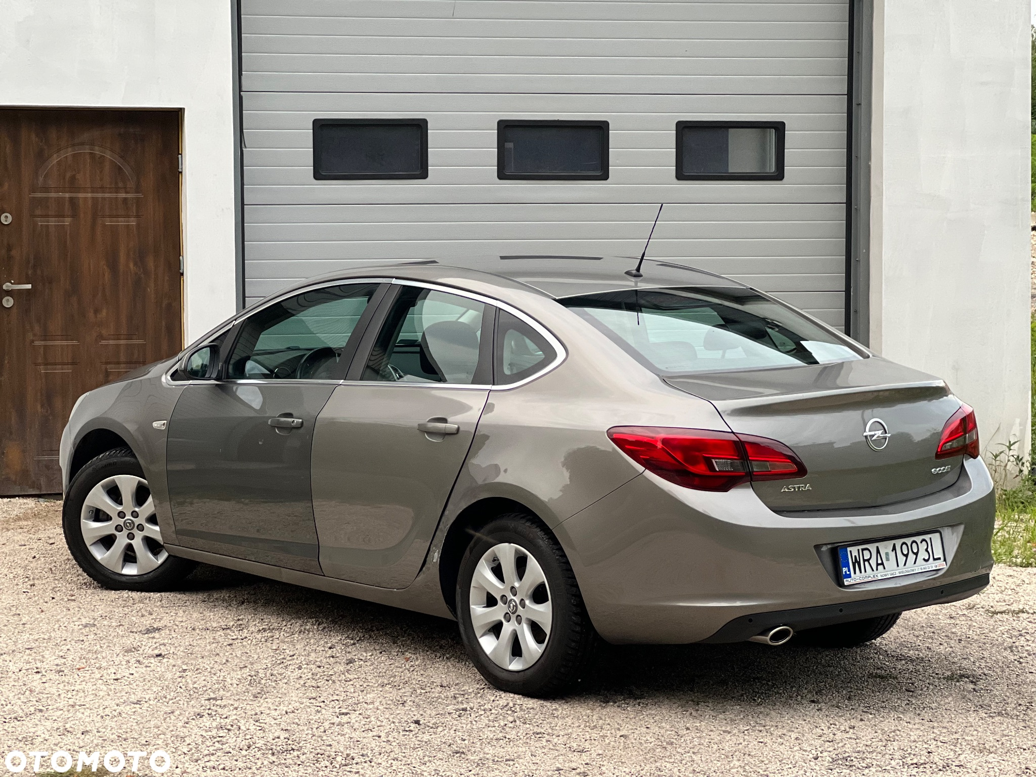 Opel Astra IV 1.4 T Business S&S - 15