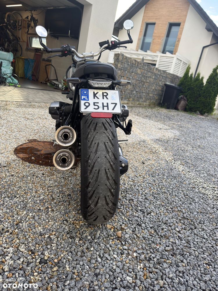 BMW R - 7