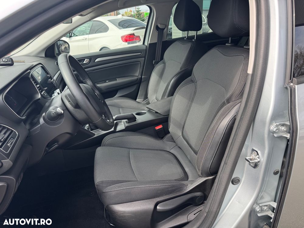 Renault Megane BLUE dCi 115 Equilibre - 9