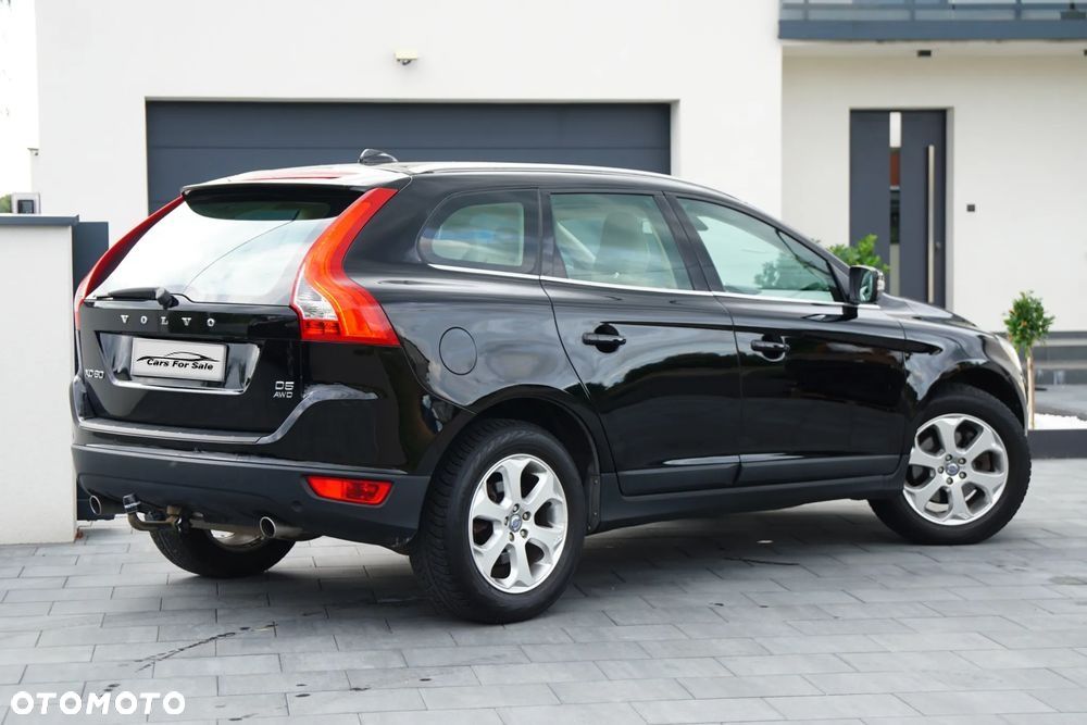 Volvo XC 60 D5 AWD - 12