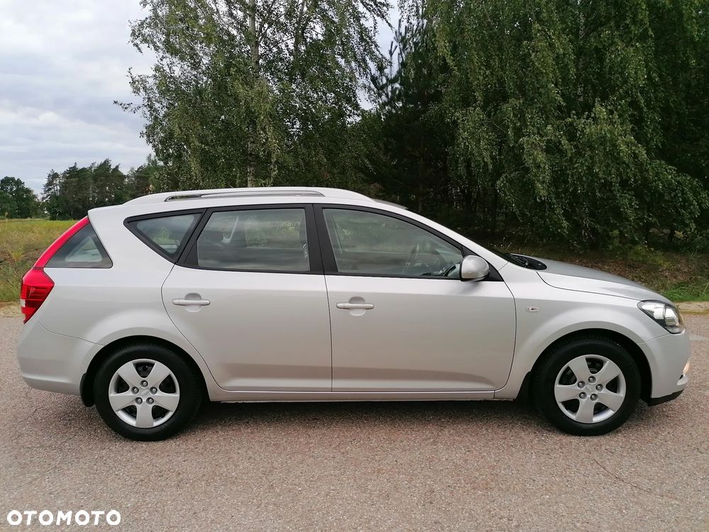 Kia Ceed - 6
