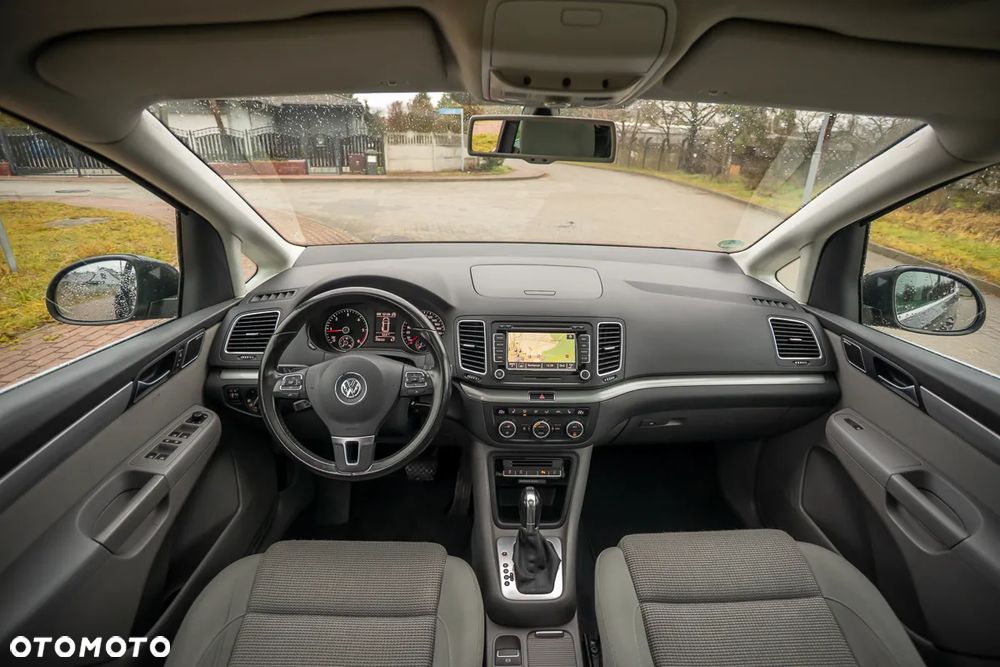 Volkswagen Sharan 2.0 TDI DSG BlueMotion Technology Comfortline - 20