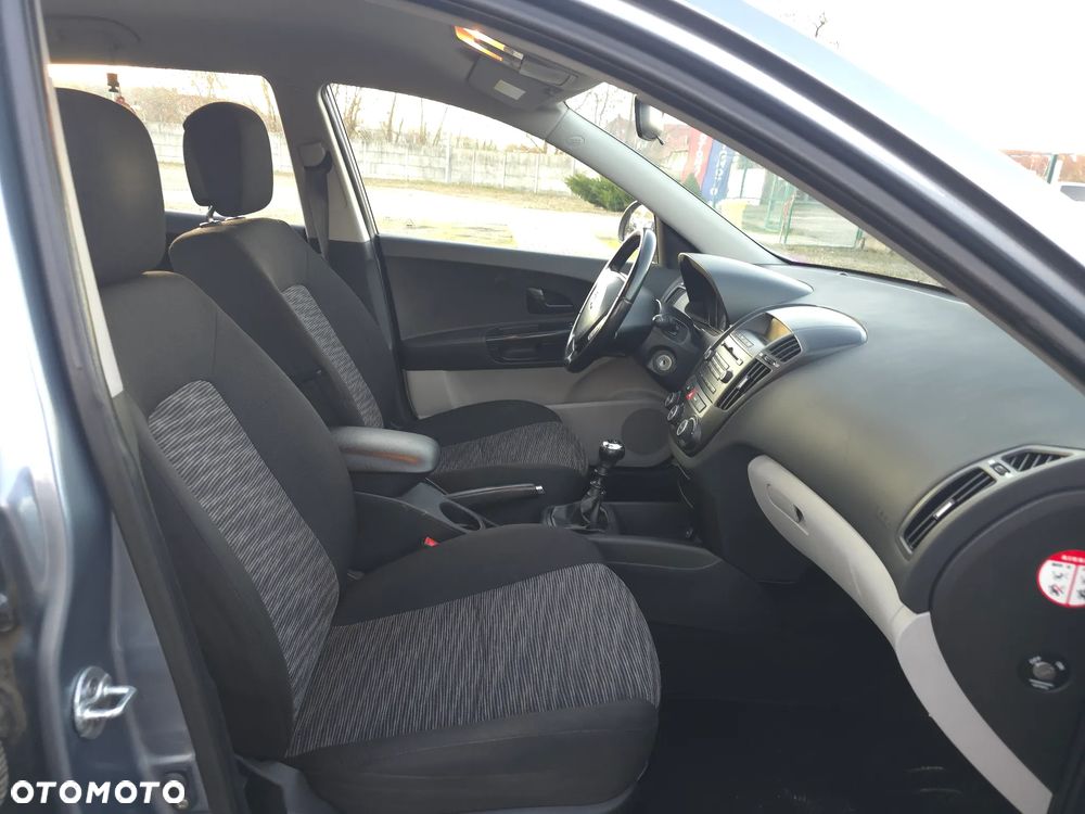 Kia Ceed 1.4 CVVT LX - 16