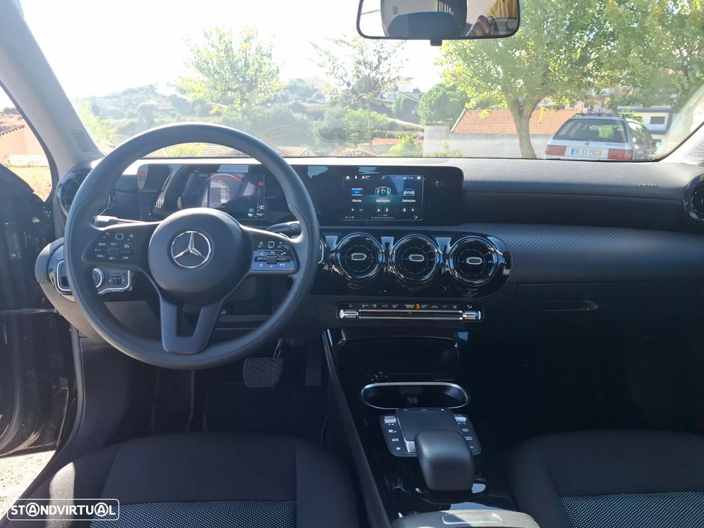 Mercedes-Benz A 250 - 15