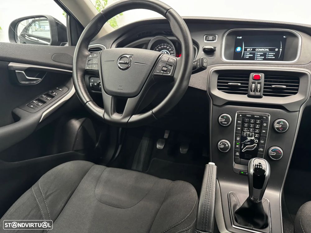 Volvo V40 2.0 D2 Kinetic Eco - 21