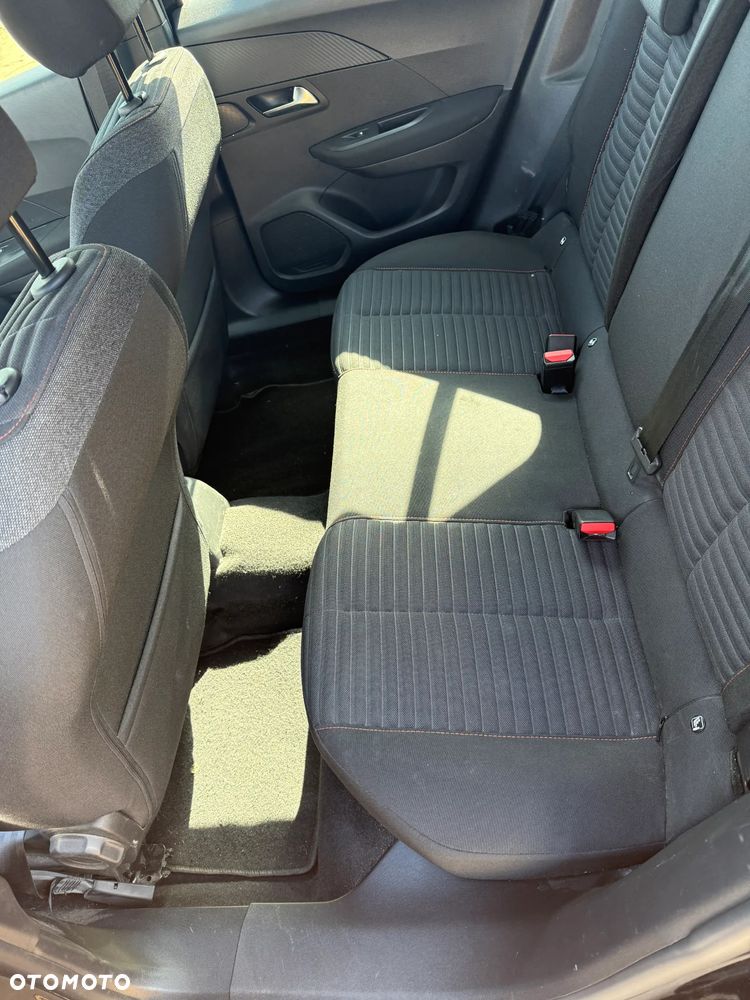 Peugeot 2008 PureTech 100 Active - 16